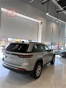 جيب جراند شيروكي